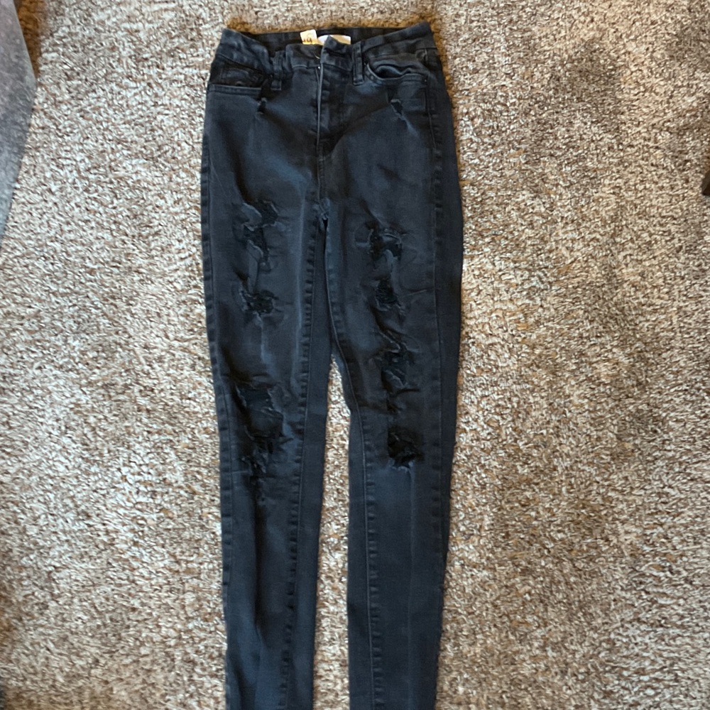 Forever 21 Black Ripped Skinny Jeans